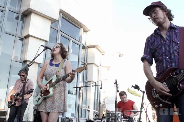 SALLIE FORD AND THE SOUND OUTSIDE - 2012-07-24 - PARIS - Parc de Belleville - 